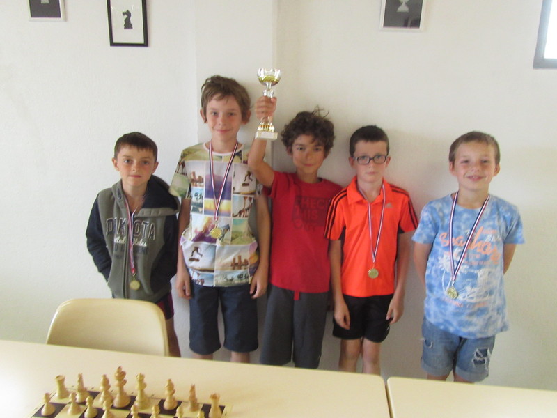 Remise des récompenses aux participants