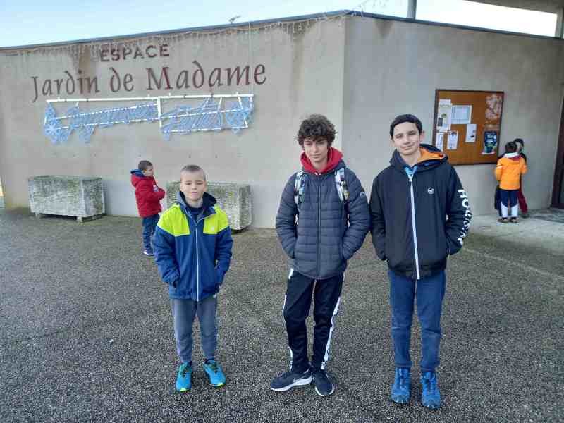 Justin, Rodérik et Matéo le 10/12/2023 à Oppède