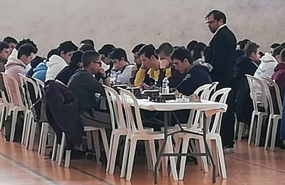 Samuel (en jaune) au championnat régional des Jeunes 2020 à Marseille