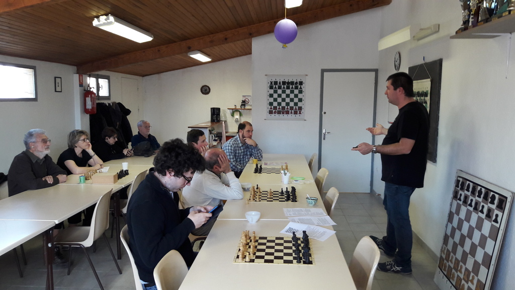 Premier cours d'échecs de Christo Dimitrov à Caumont